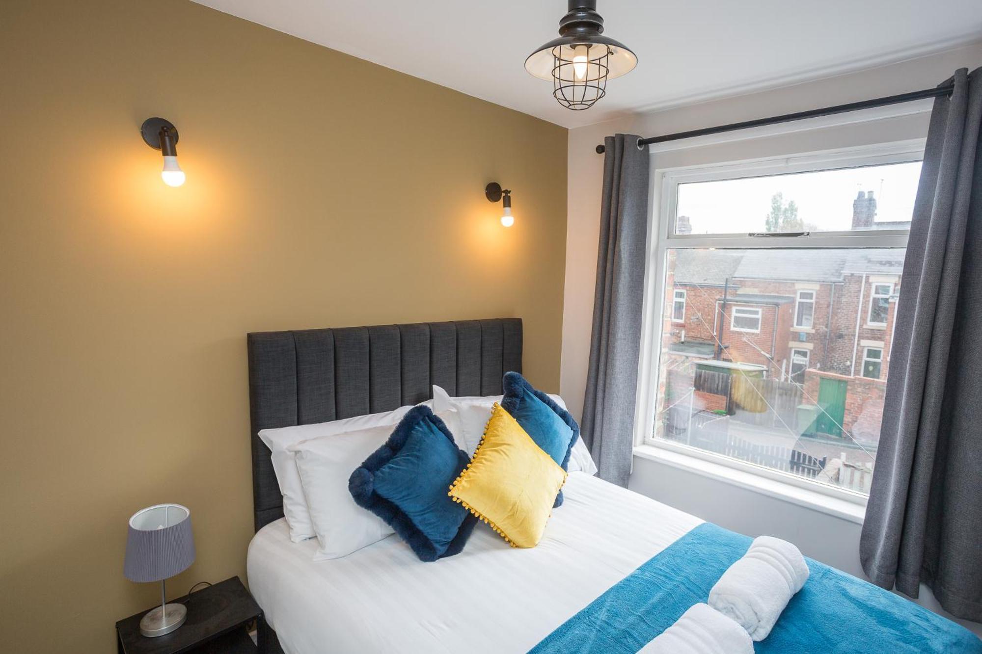 Вілла The Avenue-3 Bed Sleeps 6 Great For Contractors Ґейтсгед Екстер'єр фото